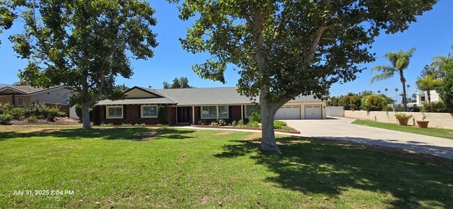 3024 Sonrisa Dr in Corona, CA - Building Photo - Building Photo