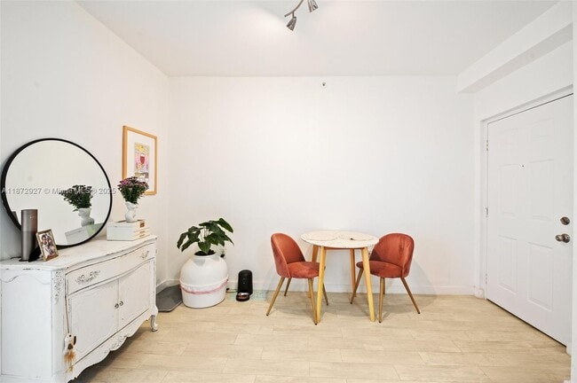 3051 SW 27th Ave in Miami, FL - Building Photo - Building Photo