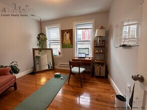 71 Charter St, Unit 4 in Boston, MA - Foto de edificio - Building Photo