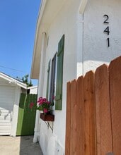 241 Joy St in Los Angeles, CA - Building Photo - Building Photo