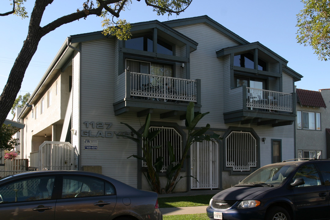 1127 Gladys Ave in Long Beach, CA - Building Photo