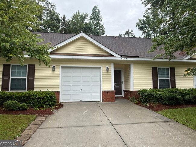 property at 8002 Towne Pk Dr