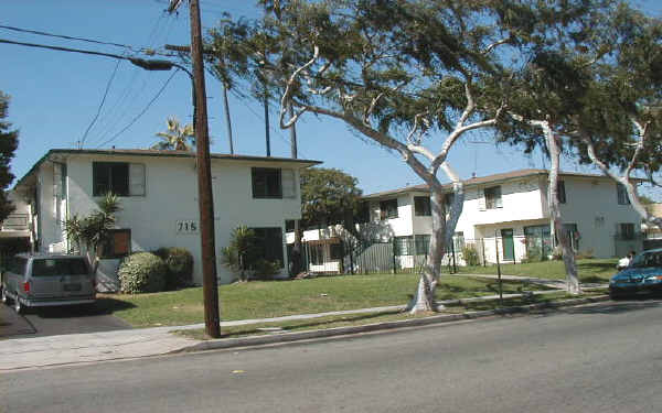 715-717 E Hardy St in Inglewood, CA - Building Photo