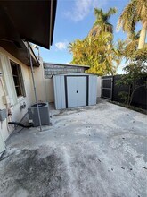 5143 SW 140th Pl in Miami, FL - Building Photo - Building Photo
