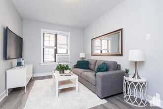 442 W Belden Ave, Unit 302W in Chicago, IL - Building Photo - Building Photo