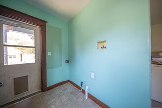 32 Linnell St in Plainfield, CT - Building Photo - Building Photo