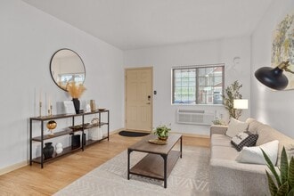 King West One Apartments in Billings, MT - Foto de edificio - Building Photo