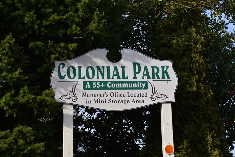 Colonial Park in Mount Vernon, WA - Building Photo