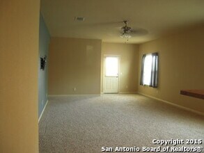 6807 Harbor Fields in Converse, TX - Building Photo - Building Photo