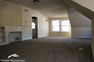 901 Osage St in Manhattan, KS - Building Photo - Building Photo