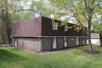 1601 Brooke Park Dr in Toledo, OH - Building Photo - Primary Photo