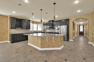 459 Hendricks Forest Ln in Conroe, TX - Building Photo - Building Photo