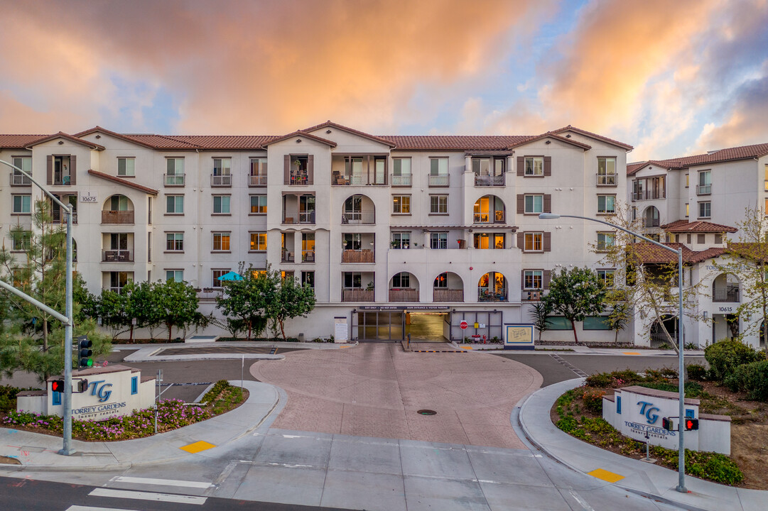 Torrey Gardens in San Diego, CA - Building Photo