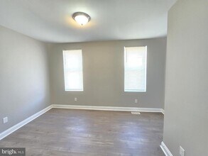 3169 Ravenwood Ave in Baltimore, MD - Building Photo - Building Photo