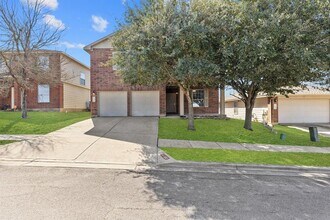 190 Feathergrass Dr in Buda, TX - Building Photo - Building Photo