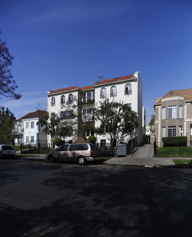 Kenmore Apartments in Los Angeles, CA - Building Photo - Building Photo