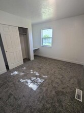 1760 N 400 E in North Logan, UT - Foto de edificio - Building Photo
