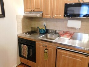70 Cushing St, Unit 1 in Cambridge, MA - Building Photo - Building Photo
