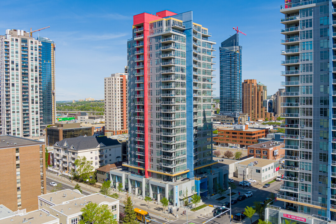 The Arch on Ninth in Calgary, AB - Building Photo