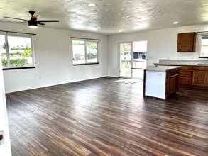16-2039-2039 Emerald Dr in Pahoa, HI - Building Photo - Building Photo