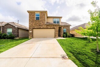 10535 Margarita Loop in Converse, TX - Foto de edificio - Building Photo