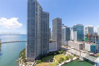 300 Biscayne Blvd Way, Unit 2504 in Miami, FL - Building Photo - Building Photo
