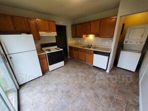 2462 E Clayton Dr in Terre Haute, IN - Building Photo - Building Photo