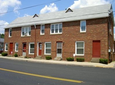 11 Main St in Lucas, OH - Foto de edificio