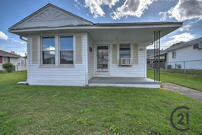 1305 Willow St in Kingsport, TN - Building Photo - Building Photo