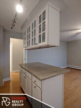 429 W Wellington Ave, Unit 12D in Chicago, IL - Building Photo - Building Photo