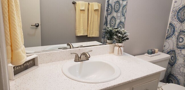 13240 Community Rd-Unit -LP11 in Poway, CA - Building Photo - Building Photo