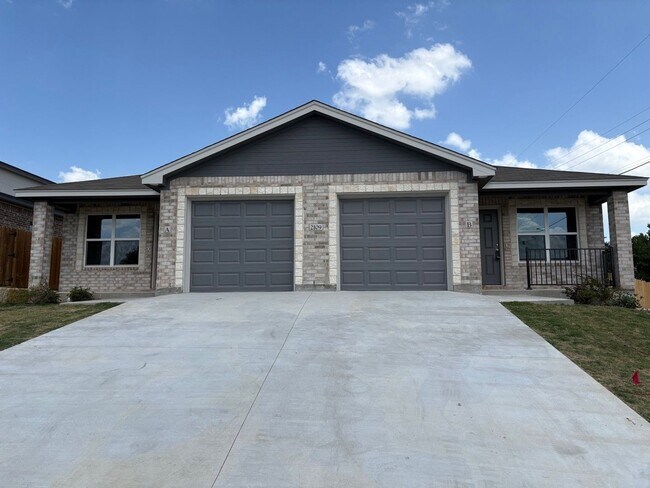 property at 2109 Wildewood Dr