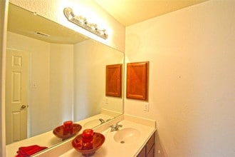 18339 All Oak Trail in Houston, TX - Building Photo - Building Photo