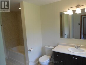 24 Kilpatrick Dr in Toronto, ON - Building Photo - Building Photo