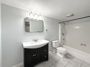 3 Freeman St-Unit -1 in Worcester, MA - Building Photo - Building Photo