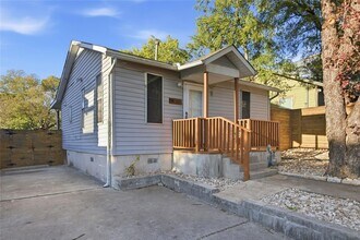 2308 E 10th St in Austin, TX - Building Photo - Building Photo
