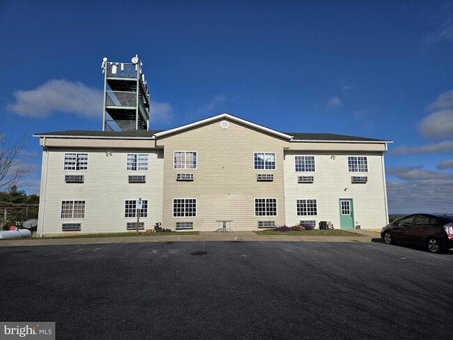 18 Signal Knob Dr in Strasburg, VA - Building Photo - Building Photo