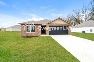 154 Meadow Dr in Beebe, AR - Building Photo
