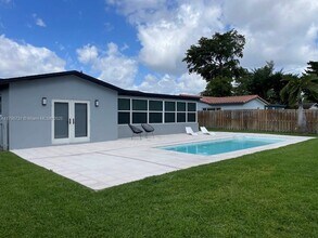 401 S Highland Dr in Hollywood, FL - Building Photo - Building Photo