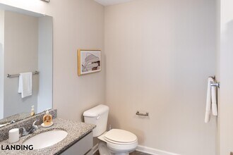 602 Laconia Cir, Unit 5102 in Spartanburg, SC - Building Photo - Building Photo