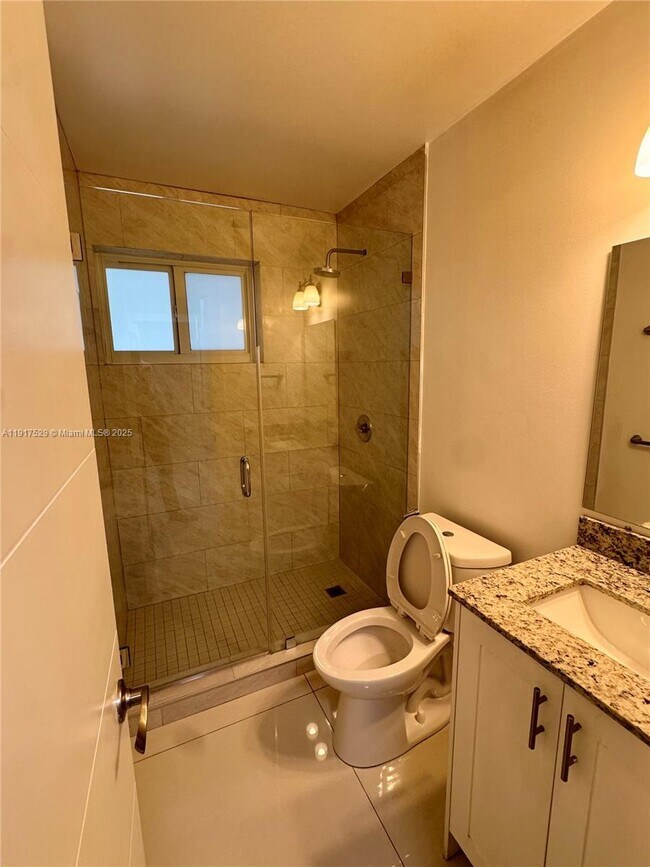 8101 SW 4th St in Miami, FL - Building Photo - Building Photo