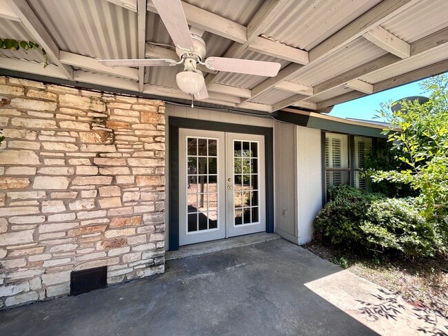 property at 906 Spring Tree St