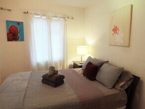 503 75th St, Unit 6 in Miami, FL - Building Photo - Building Photo