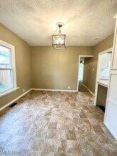 422 W Smith Rd in Medina, OH - Building Photo - Building Photo