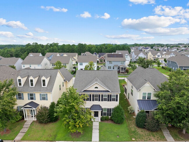 1004 Crinoline Ln in Morrisville, NC - Building Photo - Building Photo