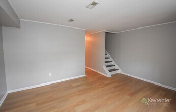 1006 N York Rd in Willow Grove, PA - Building Photo - Building Photo