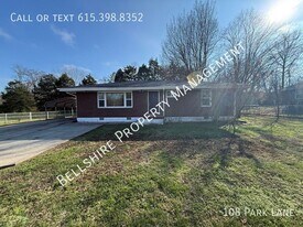 108 Park Ln in Clarksville, TN - Building Photo