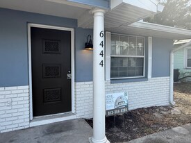 6444 Adams St in New Port Richey, FL - Building Photo