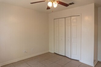 2342-2348 Hartsfield Way in Tallahassee, FL - Building Photo - Building Photo
