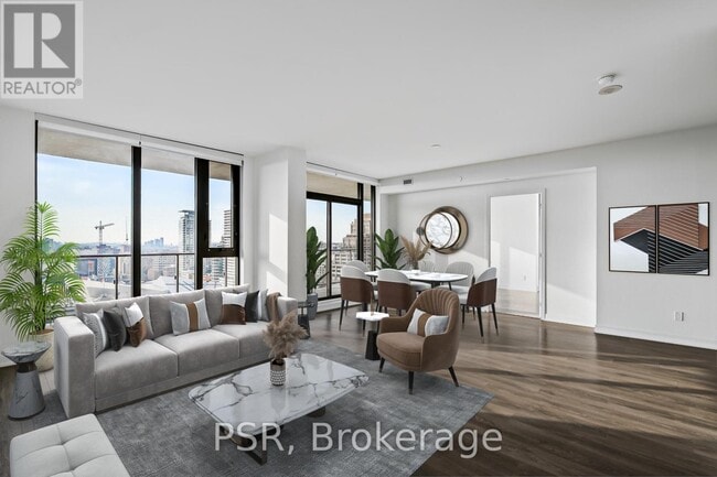 property at 2 St Thomas St